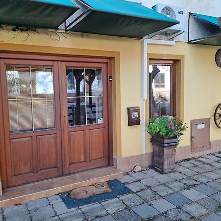 Apartman Romana Postorna 外观 照片